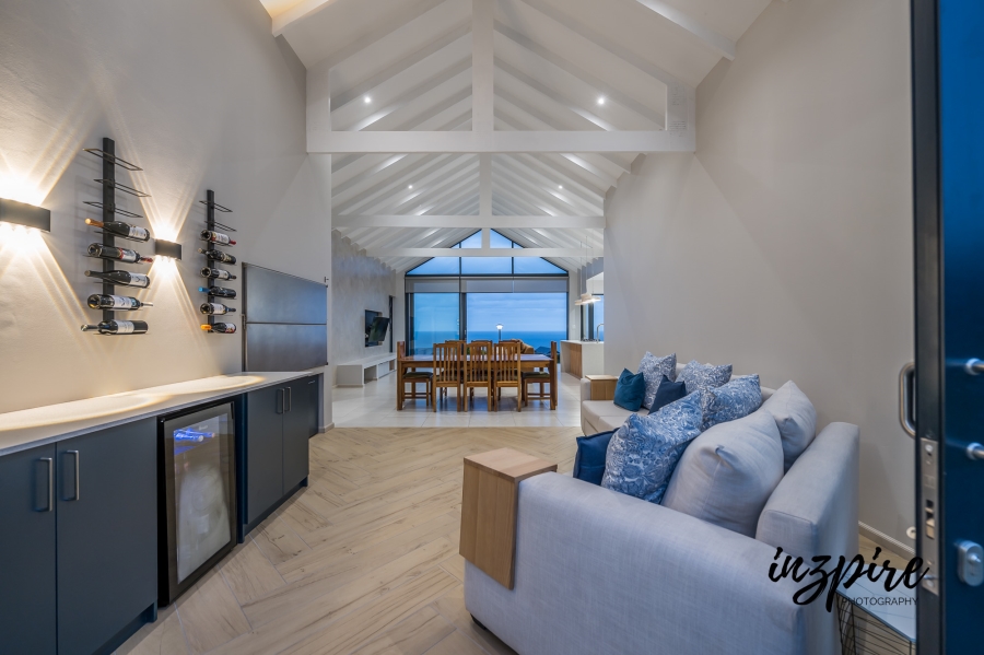 3 Bedroom Property for Sale in Village On Sea Western Cape